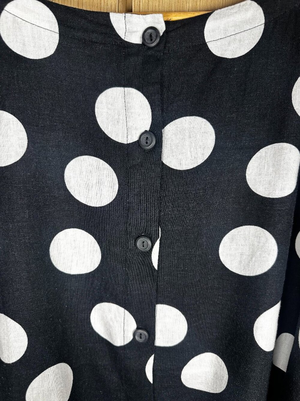 Tabitha Brown for Target Black & White Polka Dot Linen Blend Blouse 1X - Picture 6 of 12